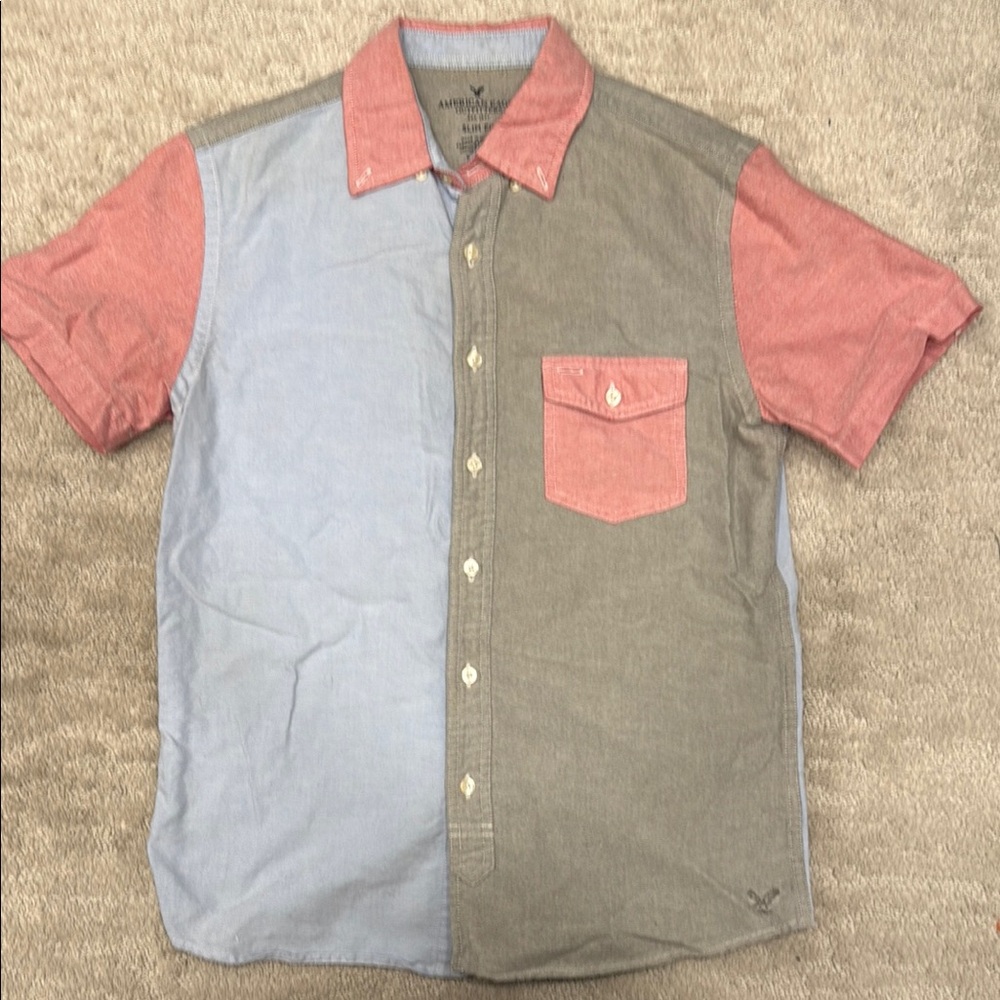 American Eagle Outfitters Red and Blue Casual Button Down Shirt